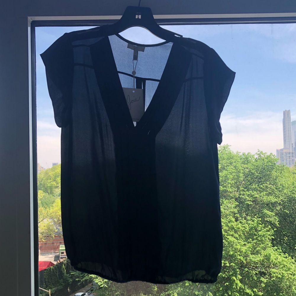 Joie 100% silk navy blouse